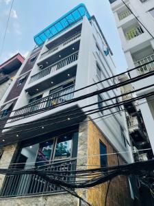 Tôi chính chủ cần bán gấp nhà riêng 46m 6 tầng ngõ 521 Trương Định. Gara Ô tô, KD LH: 0336277055 - Không tiếp MG